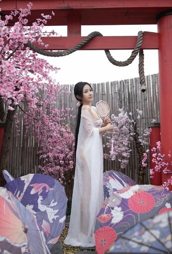 XiuRen 秀人 No.N189 鱼子酱Fish古风性感写真 - [新秀人套圖] [120P]