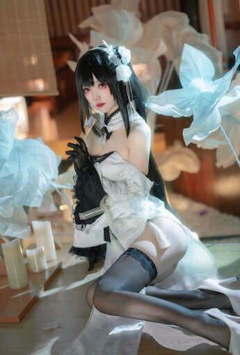 大大卷卷小卷 - 碧藍航線 鎮海原皮 【24P】 - COSPLAY [24P]