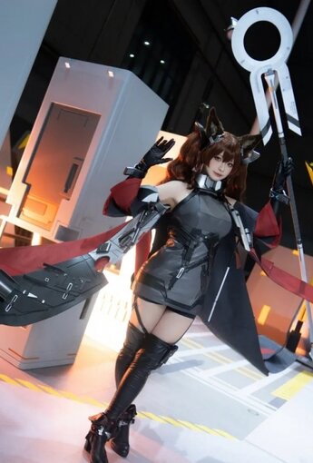 賢兒明日方舟 安潔莉娜【21P】 - COSPLAY [21P]